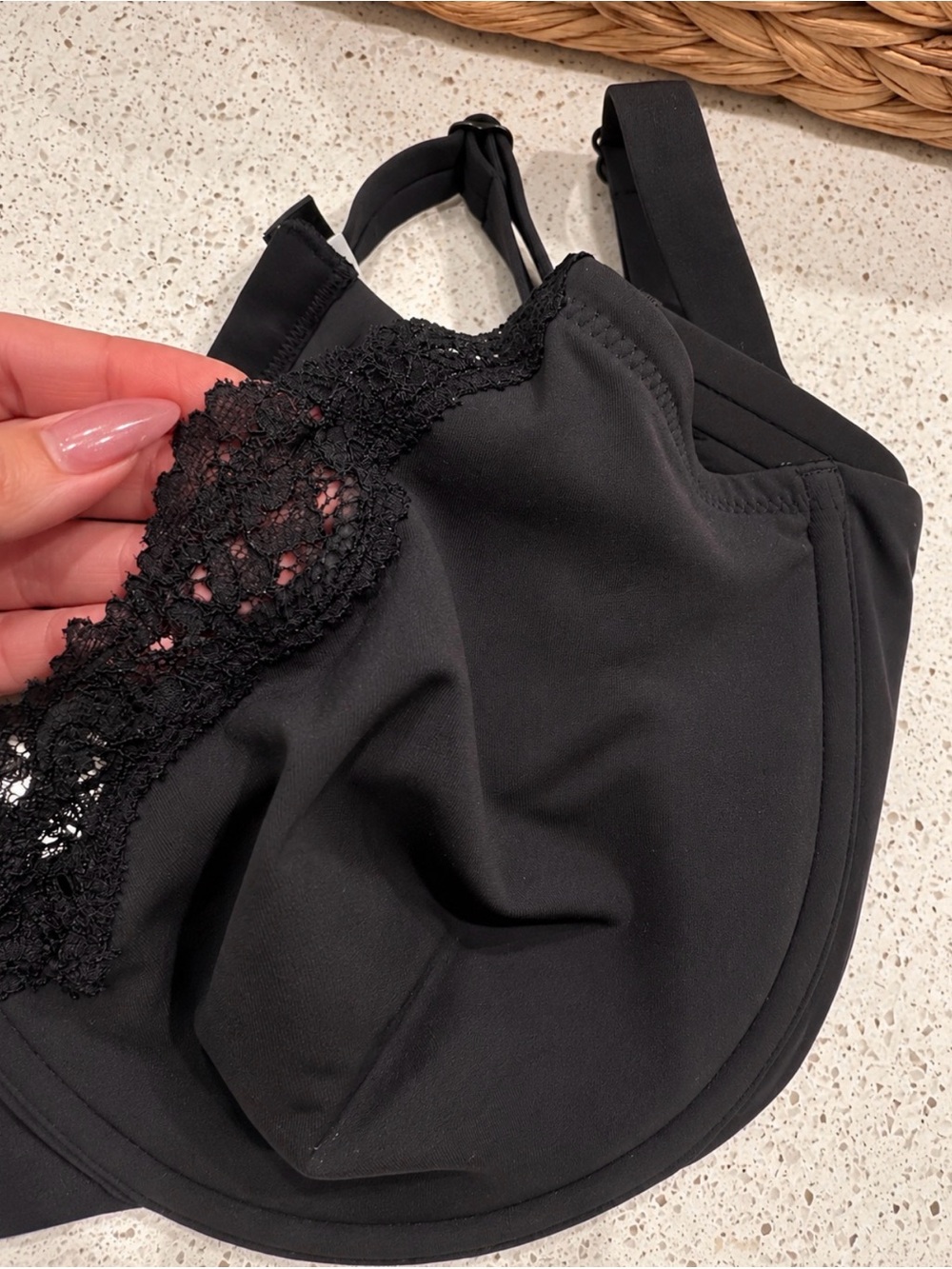 SKIMS Black Lace Underwire Bra